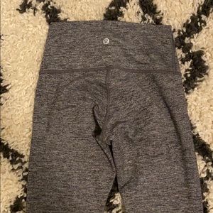 Lululemon Wunder Under 25”
